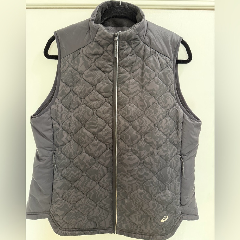 Asics Quilted Black Stand-Collar Vest